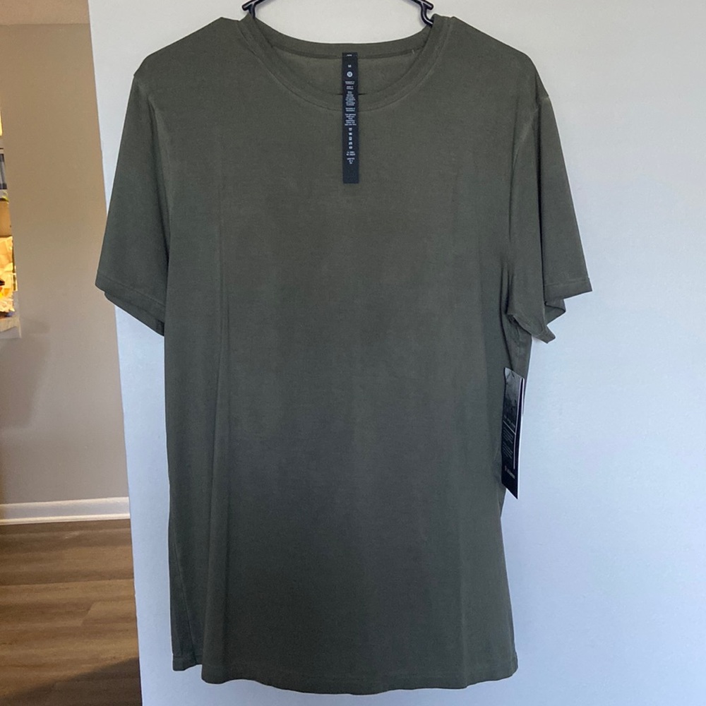 Lulu Lemon The Fundamental T